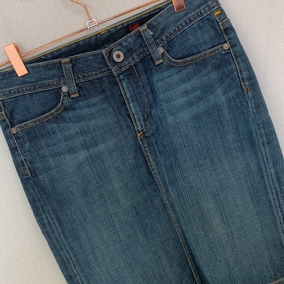 AG Denim Skirt • Sz 4 (26R) - Picture 2 of 13